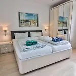 Haus Winter - 1 *